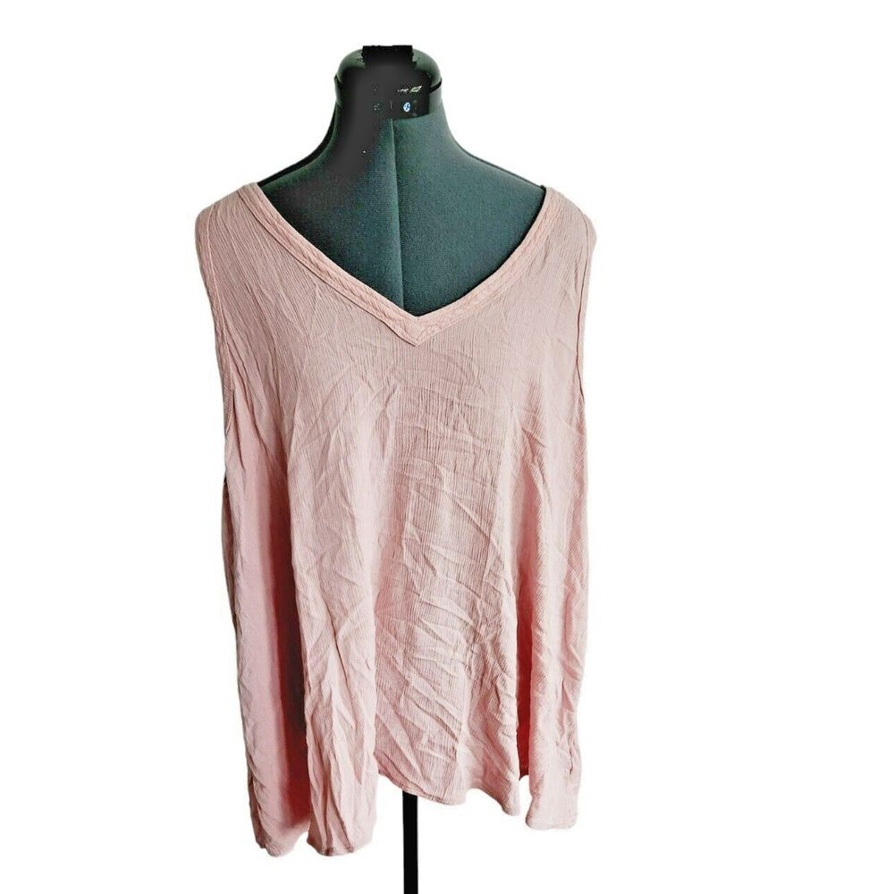 Torrid Womens Plus Size 4 Pink Crinkle V-Neck Sleeveless Tank Top Pleat Back